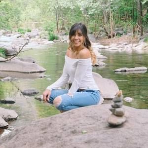 Meet your Posher, Amanda